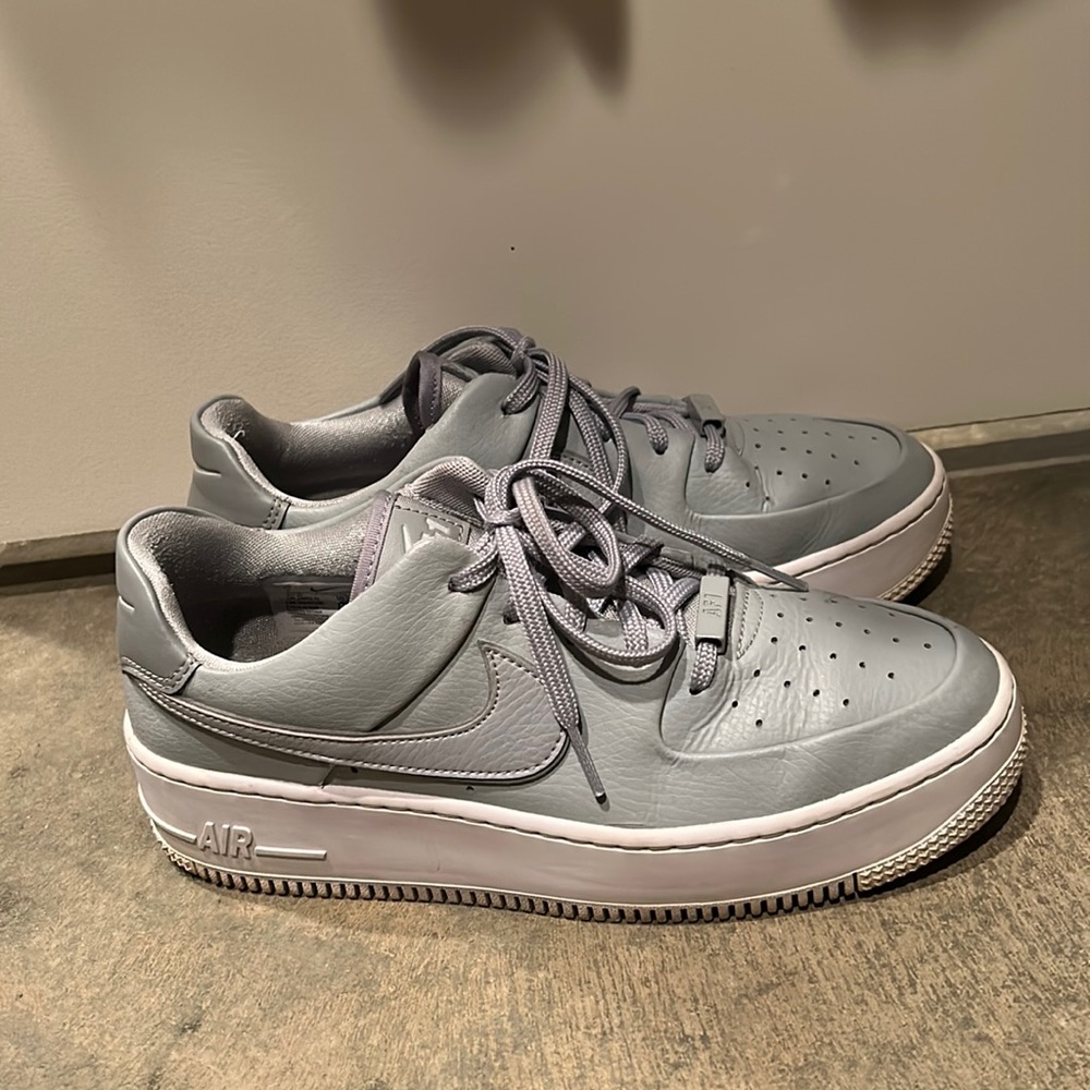 Nike Air Force 1 platform